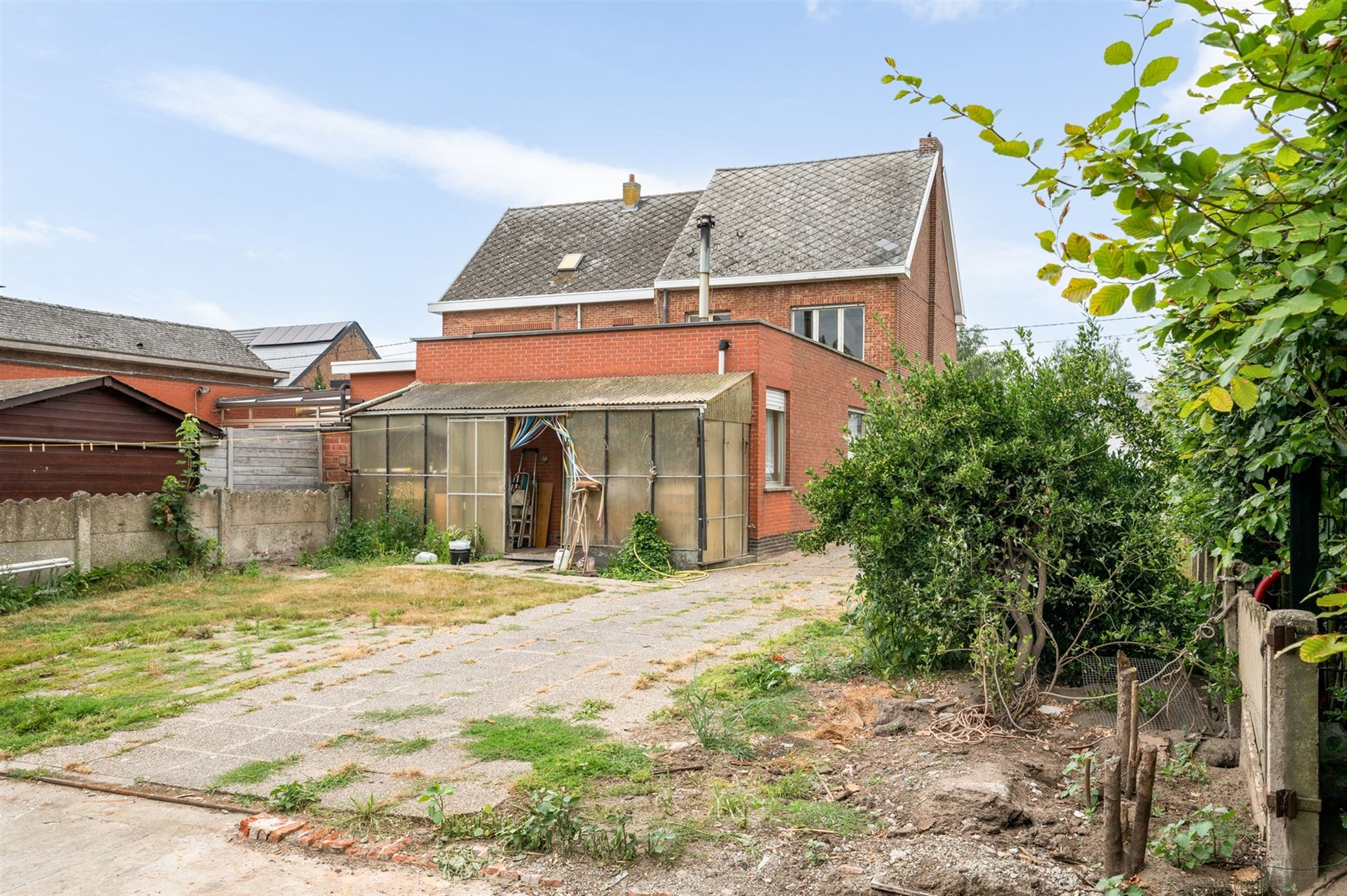 Te renoveren woning op een uitstekende locatie te Heffen