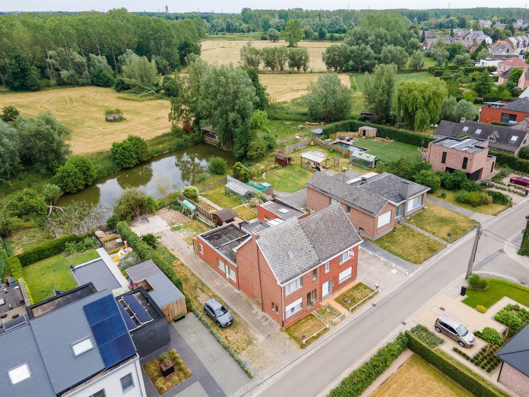 Te renoveren woning op een uitstekende locatie te Heffen
