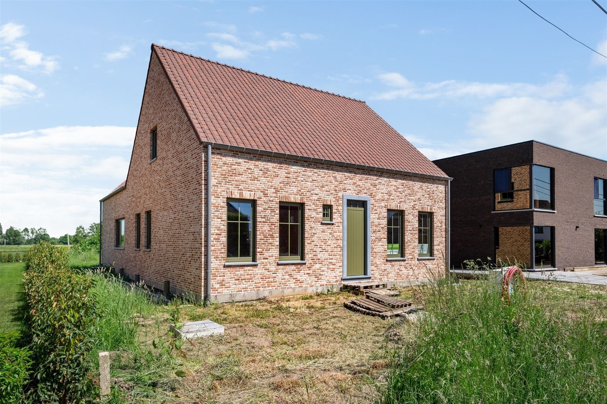 Verrassend ruime nieuwbouwwoning, winddicht opgeleverd, te Onze-Lieve-Vrouw-Waver