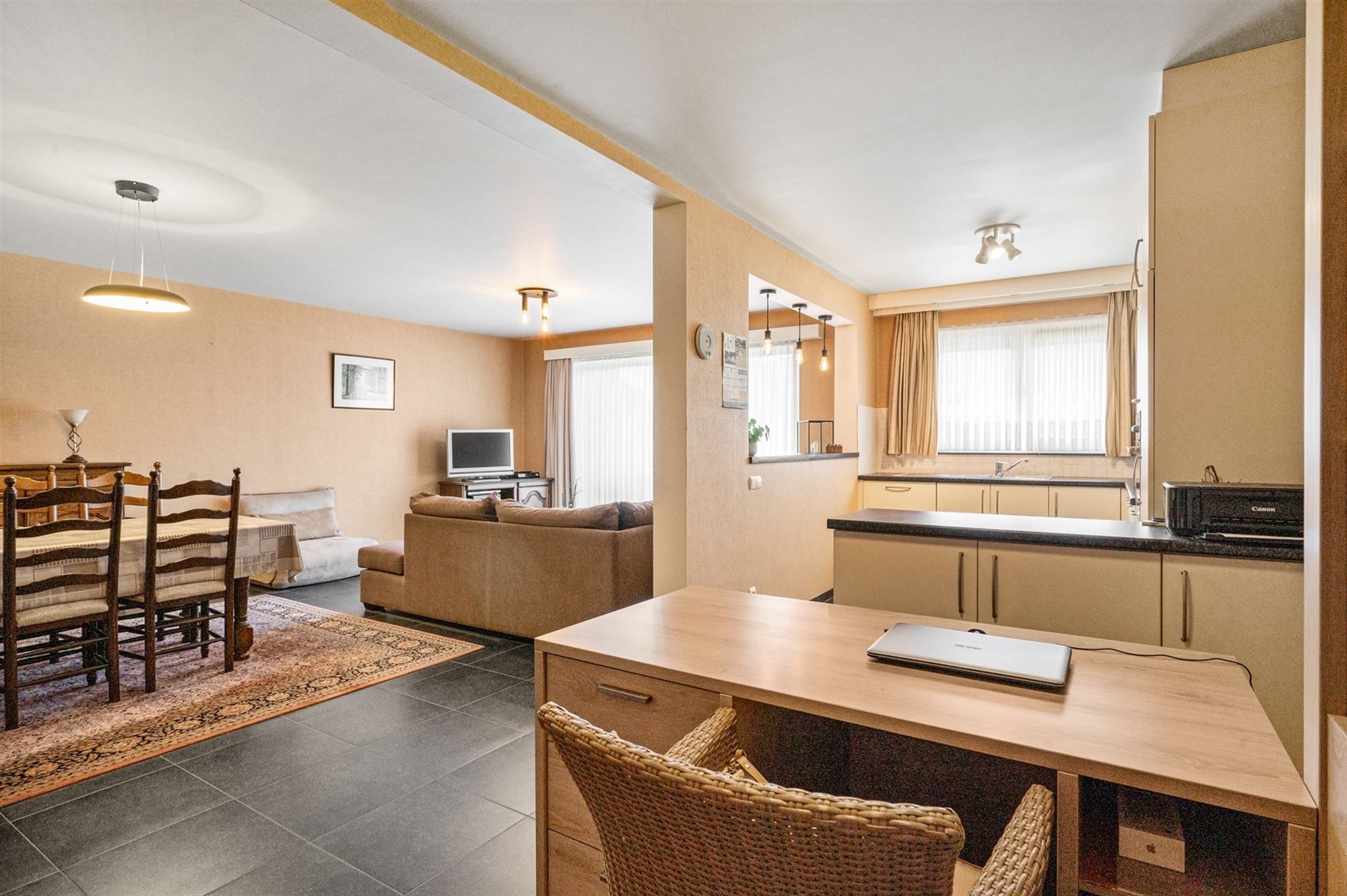 Ruim twee-slaapkamerappartement te Beerzel