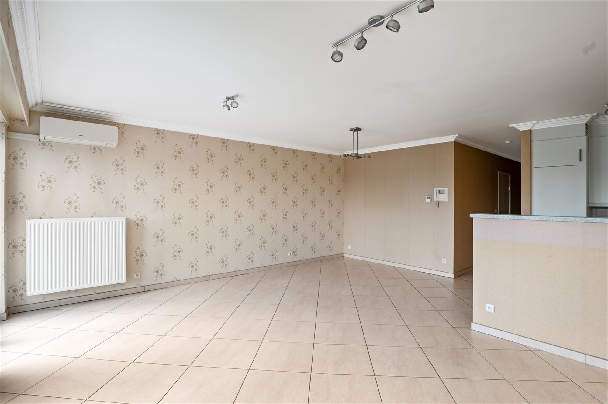 Recent, perfect instapklaar appartement te Putte