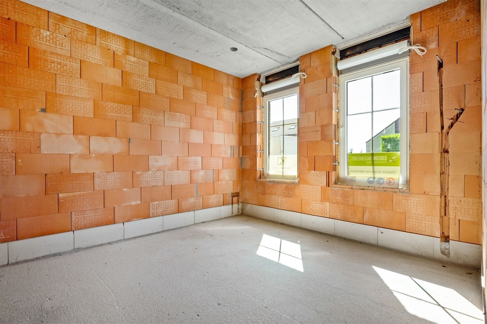 Verrassend ruime nieuwbouwwoning, winddicht opgeleverd, te Onze-Lieve-Vrouw-Waver