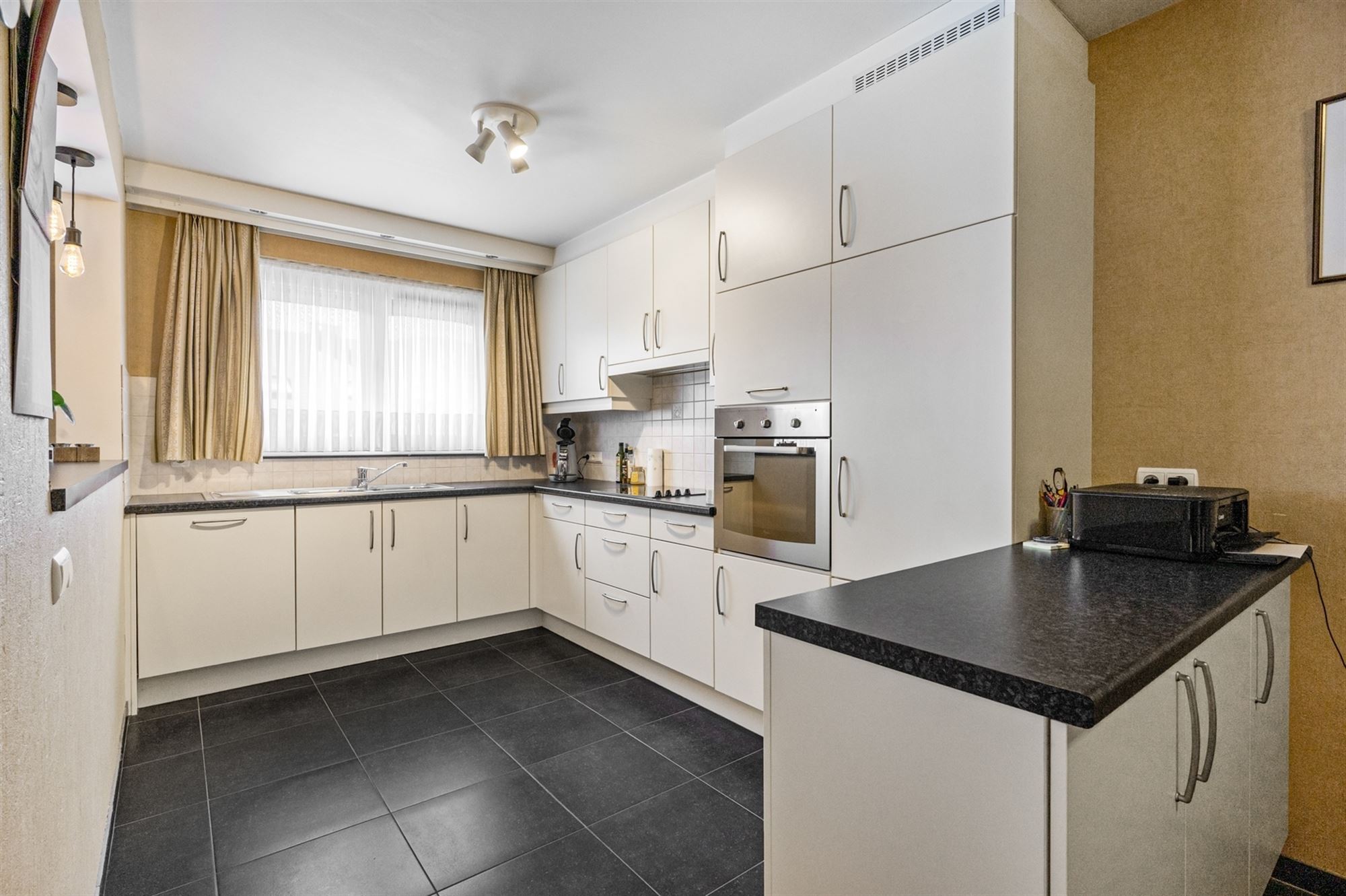 Ruim twee-slaapkamerappartement te Beerzel