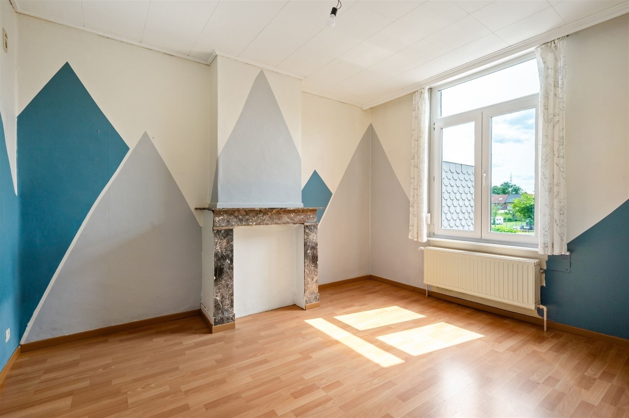 Grotendeels gemoderniseerde woning te Lier