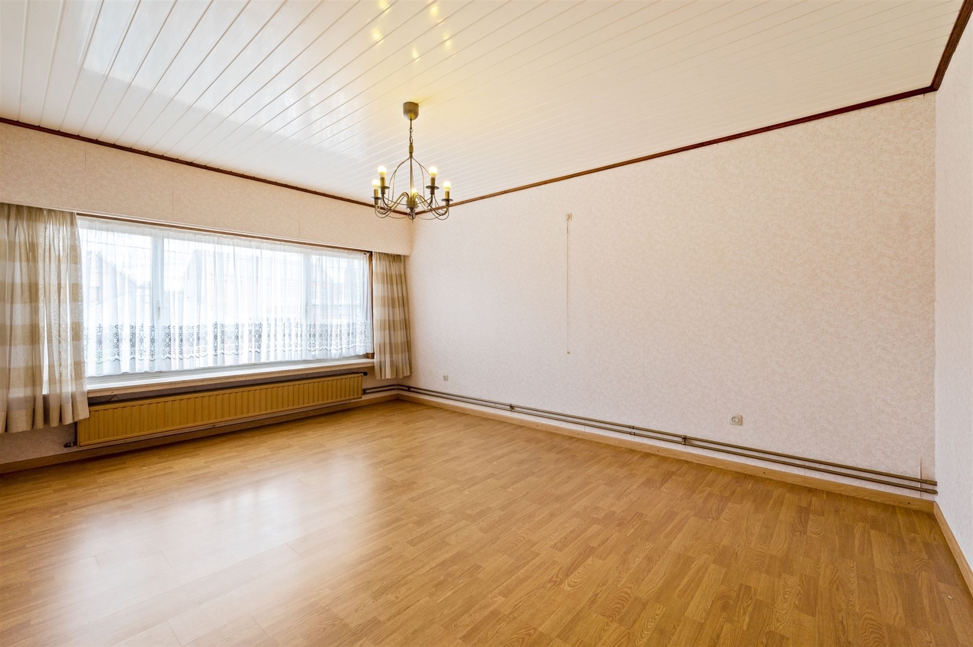 Verrassend ruime woning te Putte
