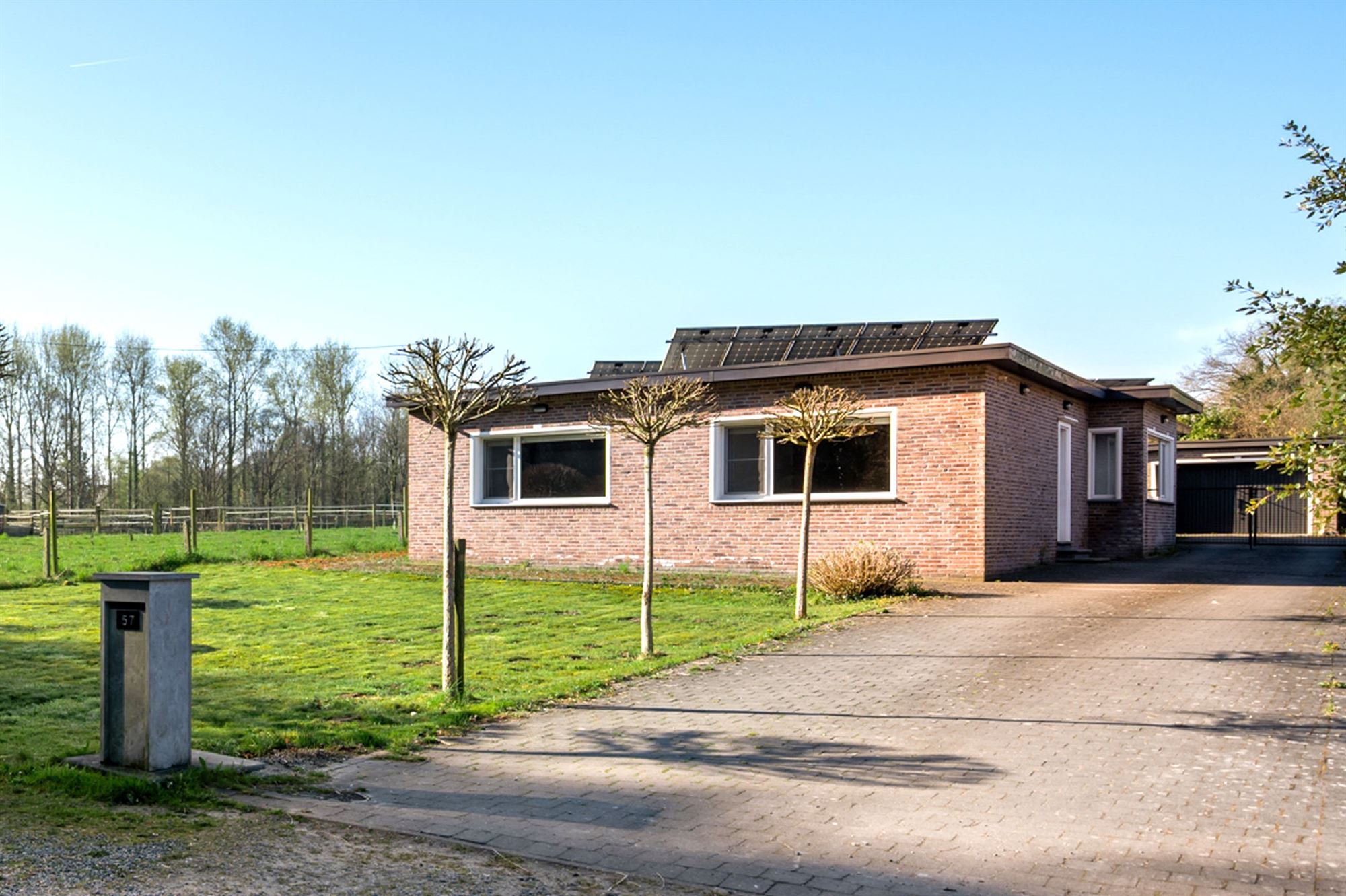Rustig gelegen gelijkvloers-woning te Koningshooikt - nabij Duffel