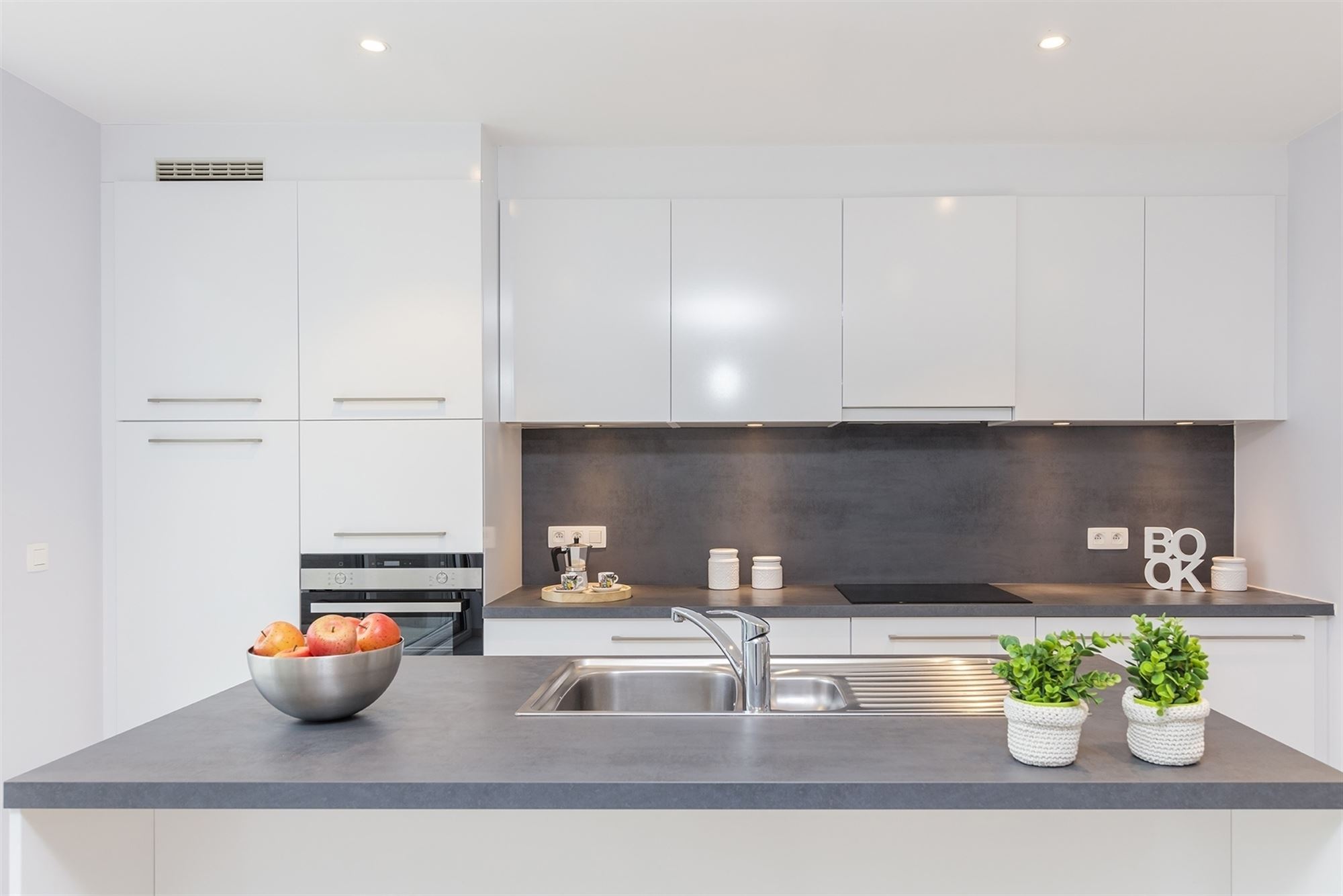 Recent appartement te Putte (Peulis)