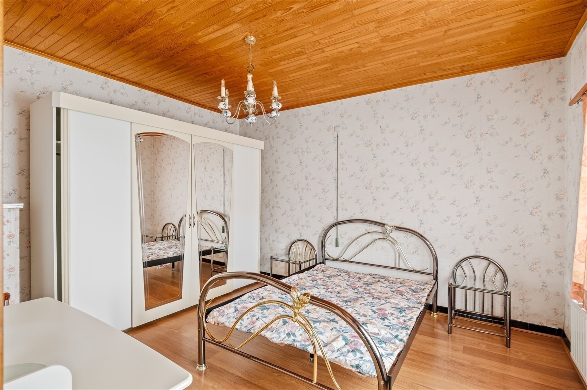 Verzorgde woning, met optie tot 5007 m², te Onze-Lieve-Vrouw-Waver