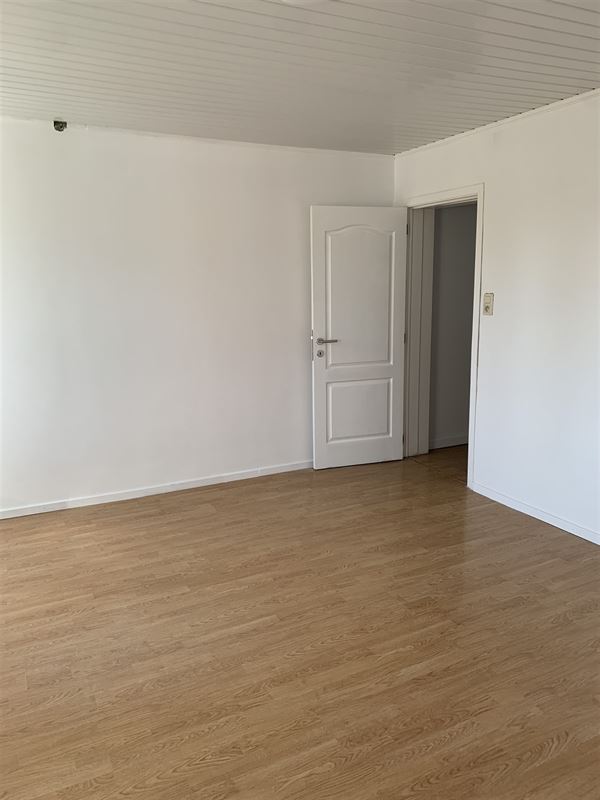 Rijwoning met koer