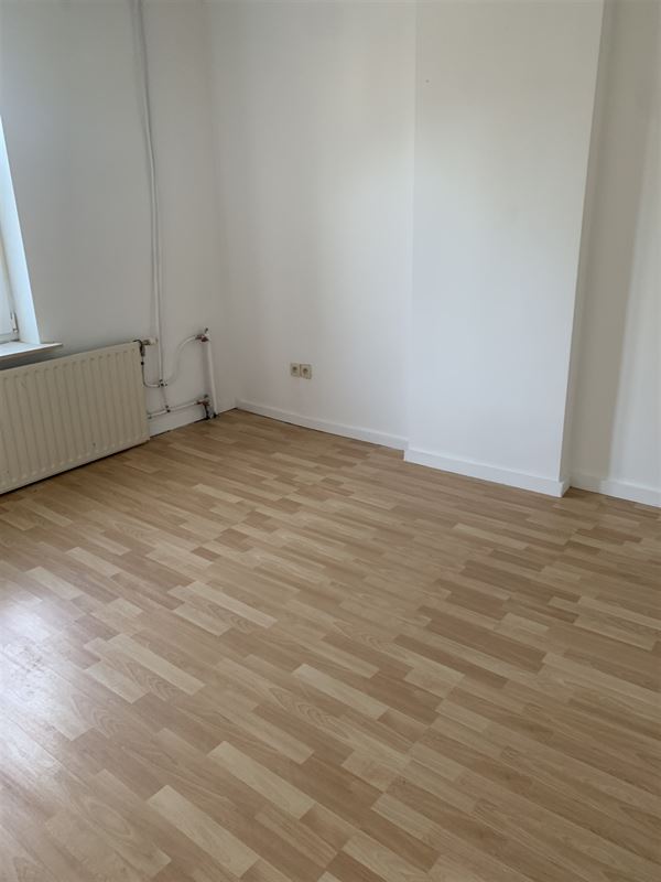 Rijwoning met koer