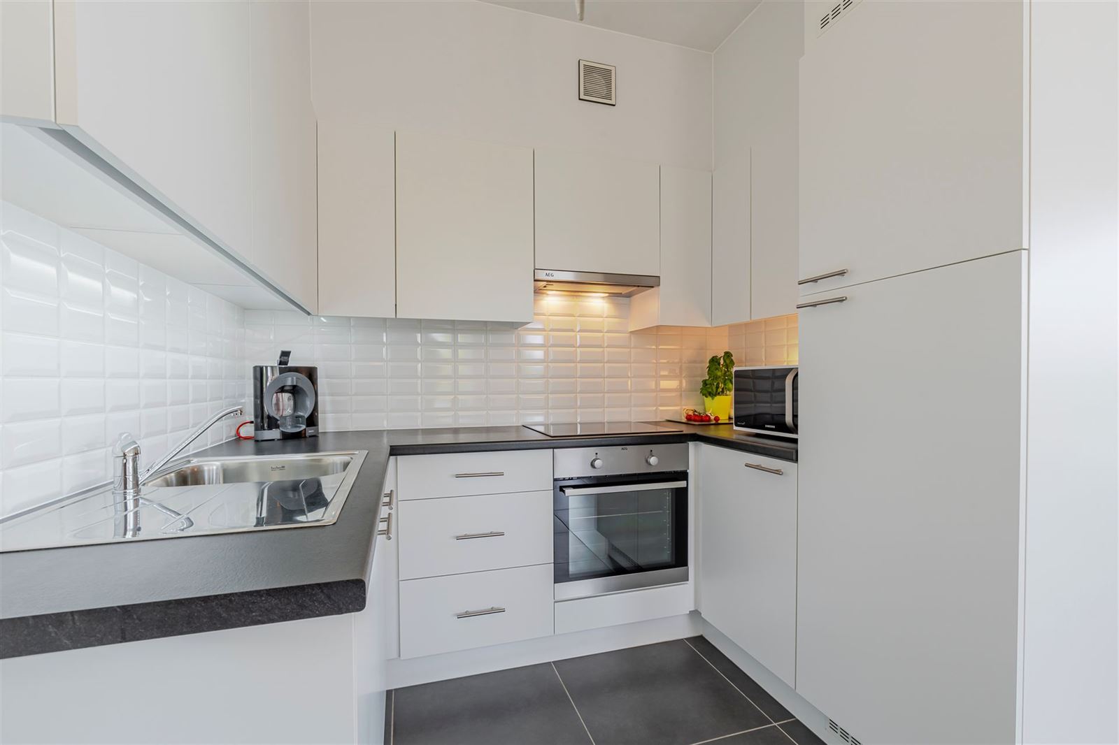 PHOTOS 6 : Appartement à 1600 SINT-PIETERS-LEEUW (Belgique) - Prix 375.000 €