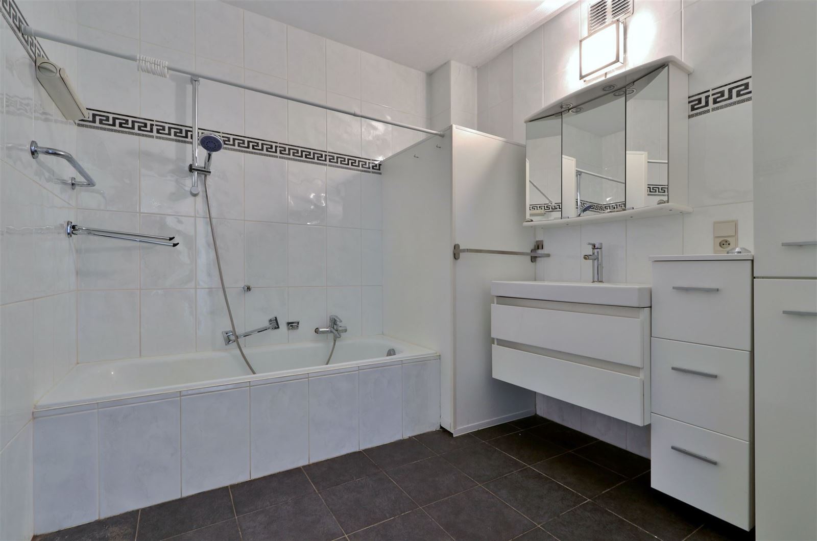 FOTO’S 6 : Appartement te 1500 HALLE (België) - Prijs € 960