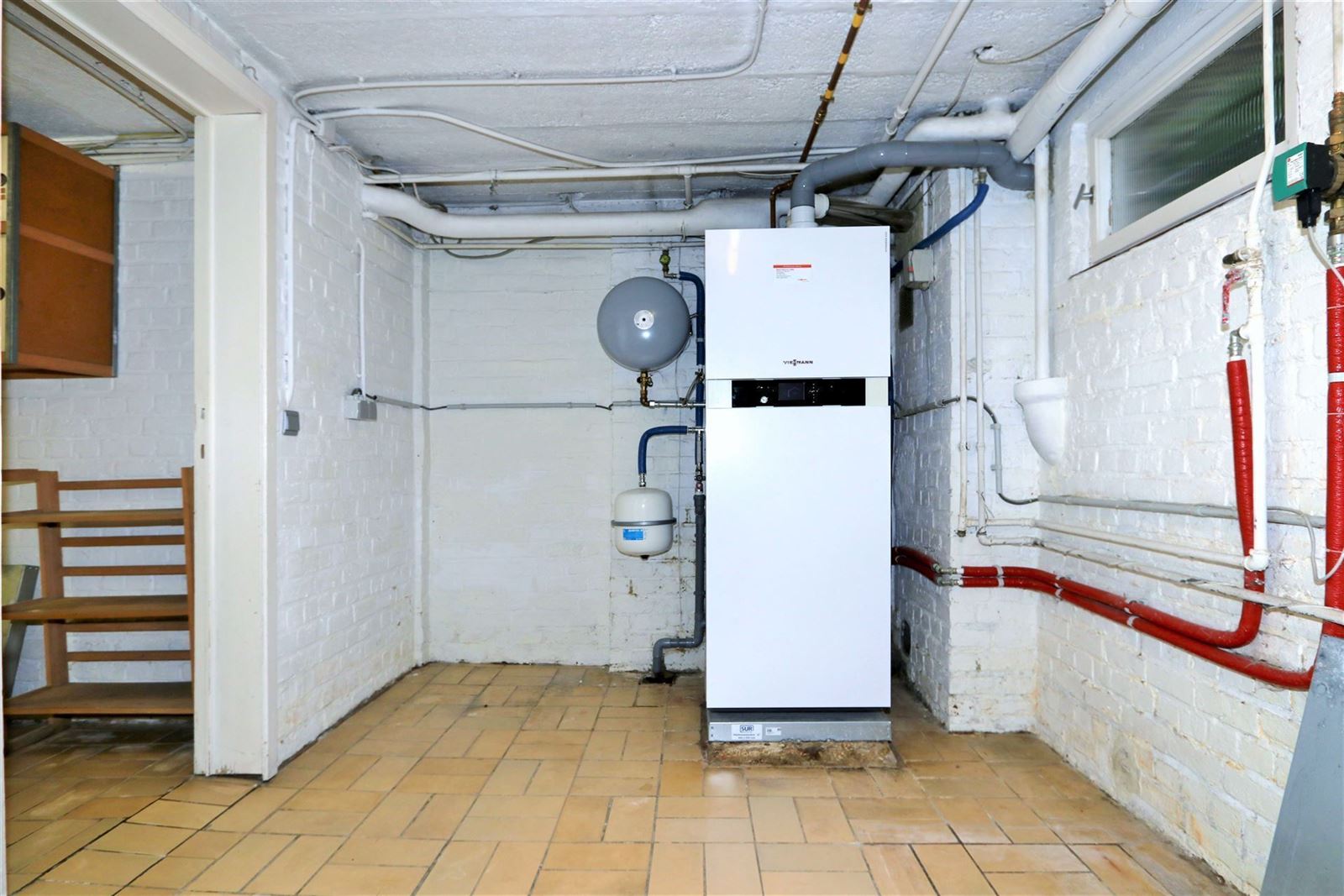 FOTO’S 24 : Woning te 1650 BEERSEL (België) - Prijs € 2.250
