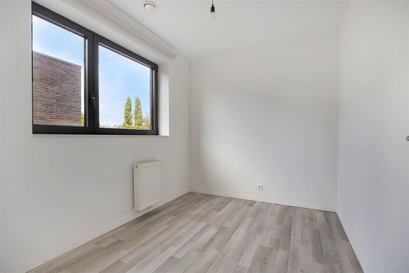 FOTO’S 17 : Woning te 1500 HALLE (België) - Prijs € 1.450