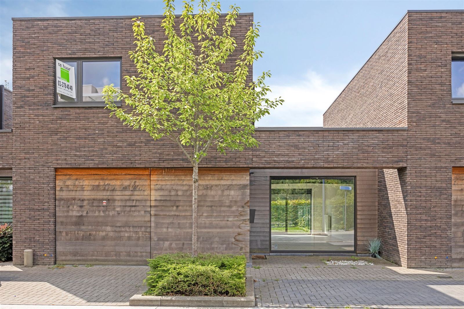 FOTO’S 1 : Woning te 1500 HALLE (België) - Prijs € 1.450