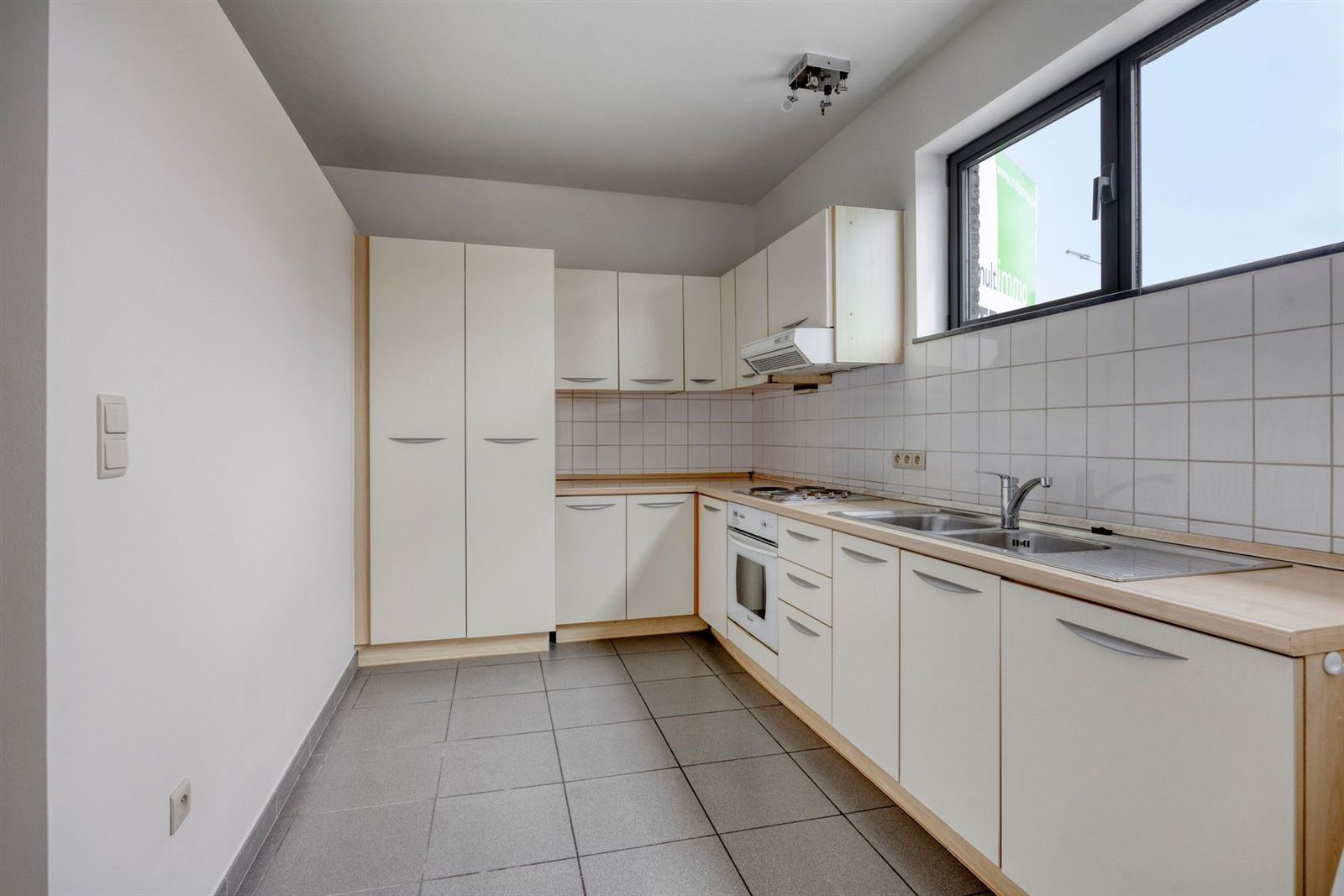 PHOTOS 12 : Appartement à 1600 SINT-PIETERS-LEEUW (Belgique) - Prix 295.000 €