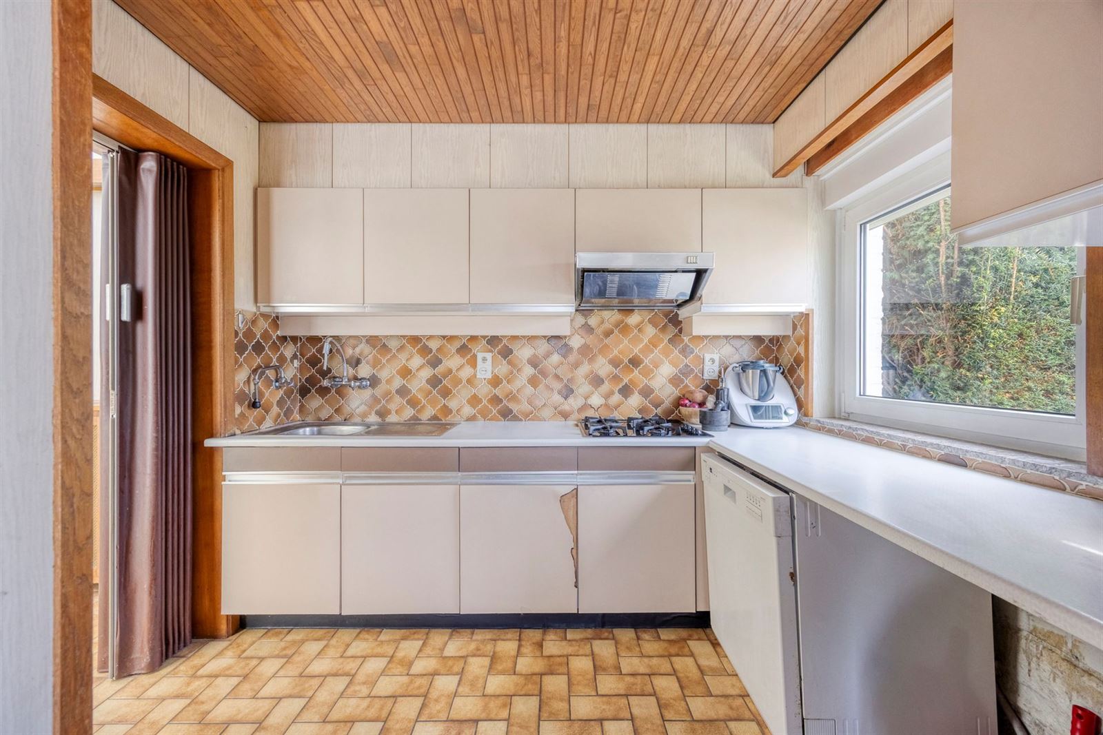 FOTO’S 13 : Woning te 1600 SINT-PIETERS-LEEUW (België) - Prijs € 445.000