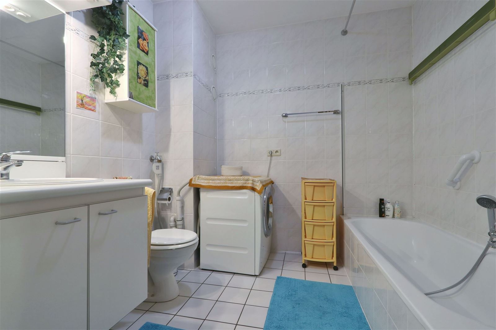 FOTO’S 12 : Appartement te 1500 HALLE (België) - Prijs € 930