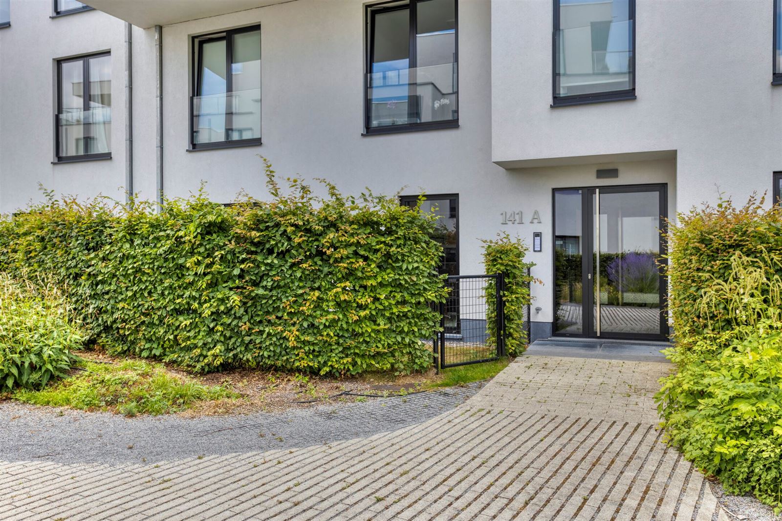 PHOTOS 2 : Appartement à 1180 UCCLE (Belgique) - Prix 1.800 €