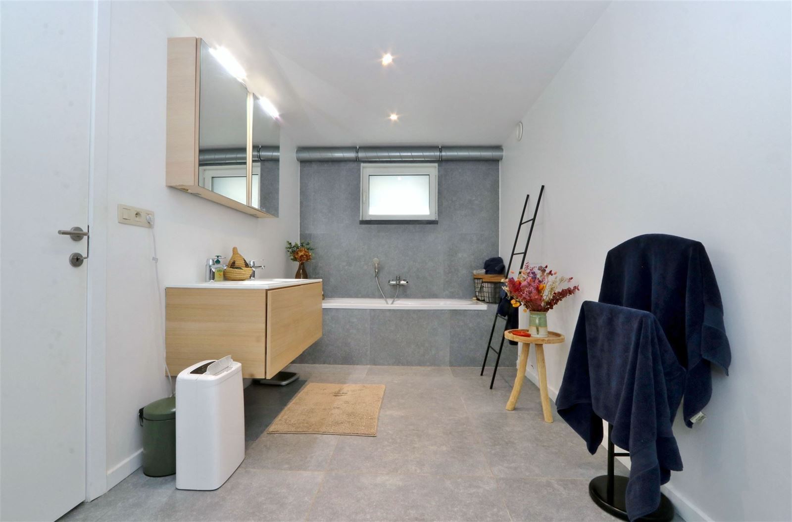 FOTO’S 19 : Woning te 1500 HALLE (België) - Prijs € 2.000