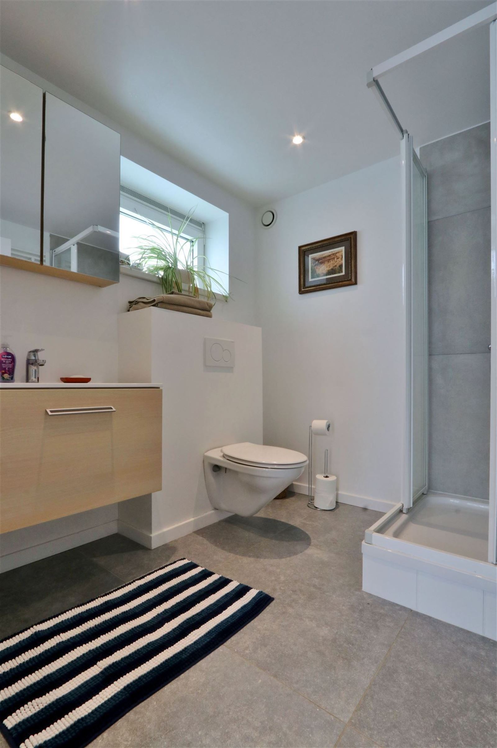FOTO’S 16 : Woning te 1500 HALLE (België) - Prijs € 2.000