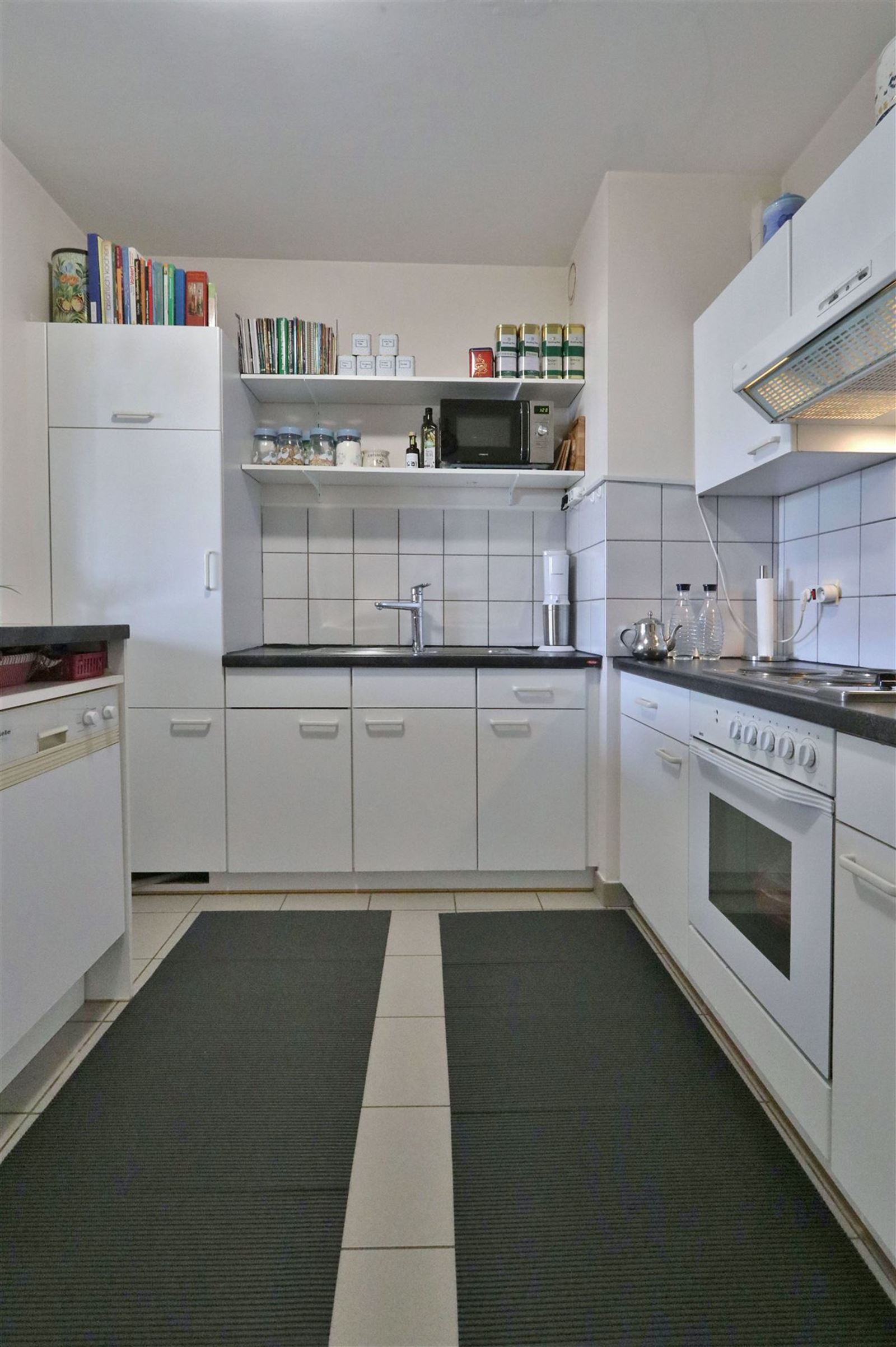 FOTO’S 8 : Appartement te 1500 HALLE (België) - Prijs € 930