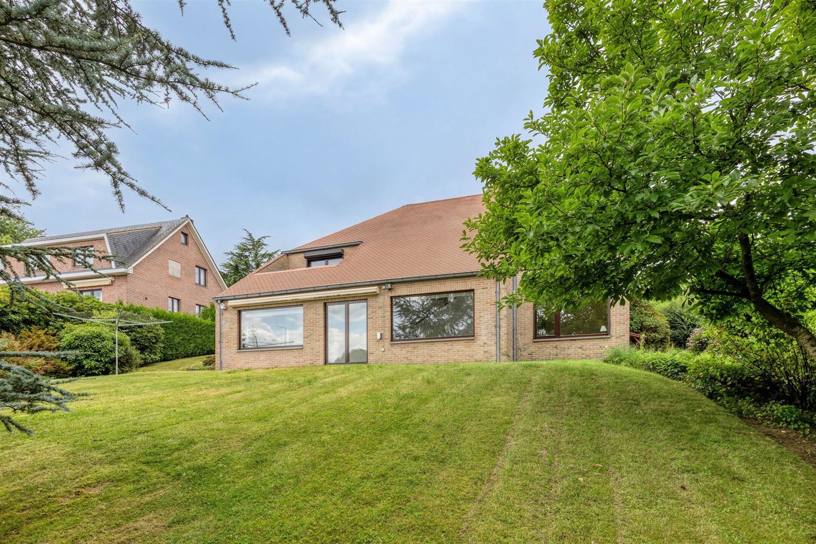 FOTO’S 24 : Woning te 1640 SINT-GENESIUS-RODE (België) - Prijs € 835.000