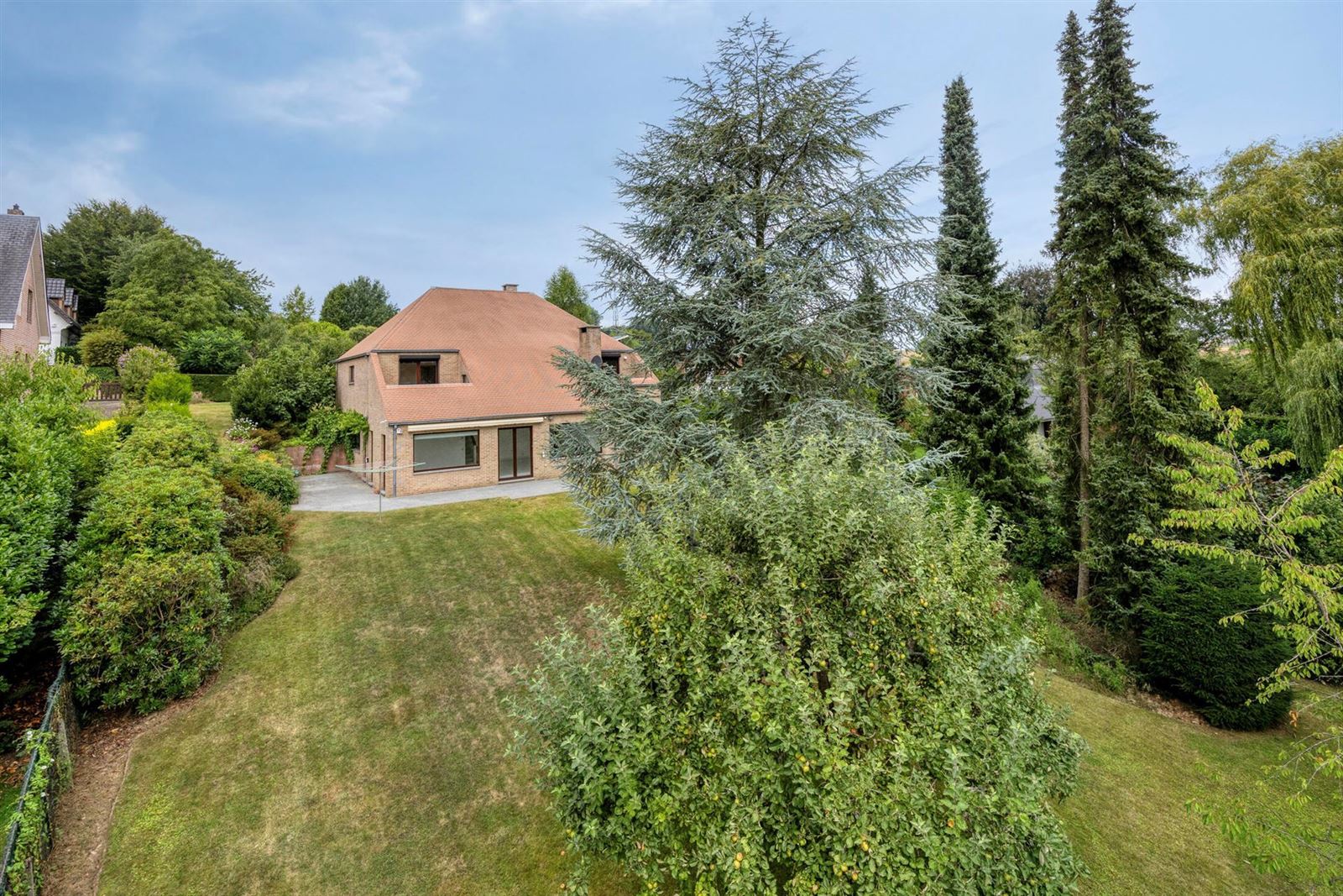 FOTO’S 25 : Woning te 1640 SINT-GENESIUS-RODE (België) - Prijs € 835.000