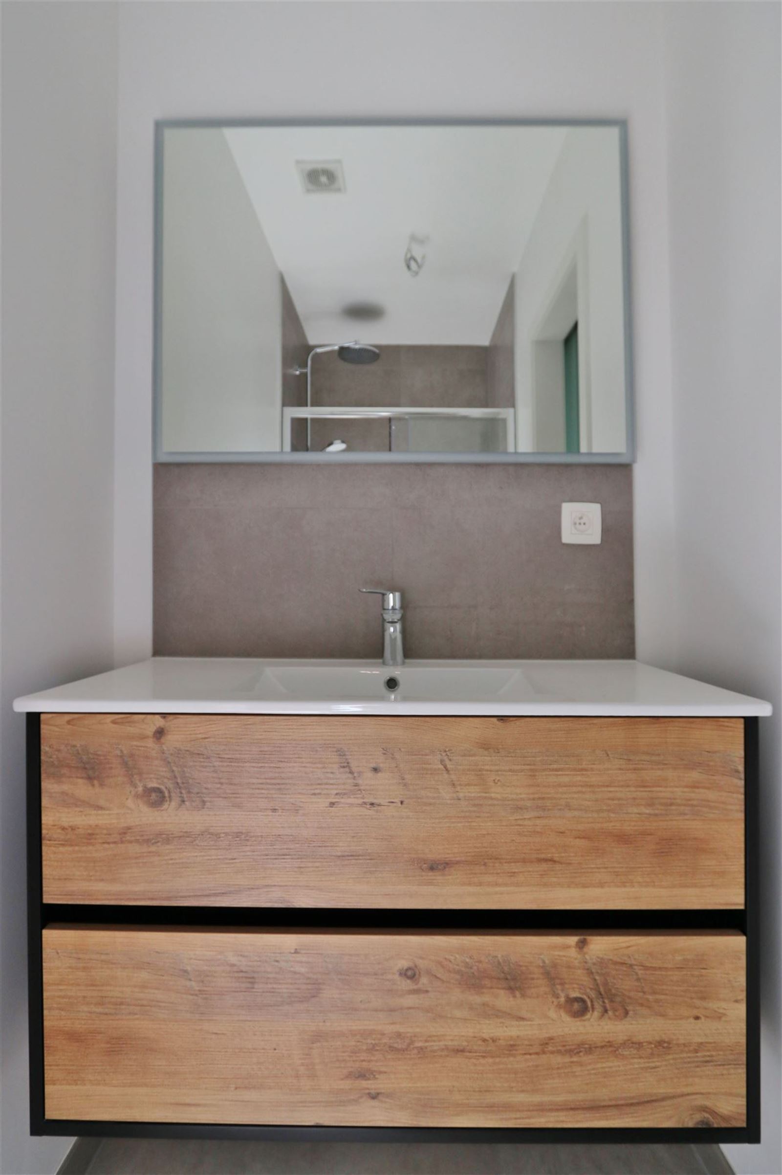 FOTO’S 16 : Duplex te 1650 BEERSEL (België) - Prijs € 1.800