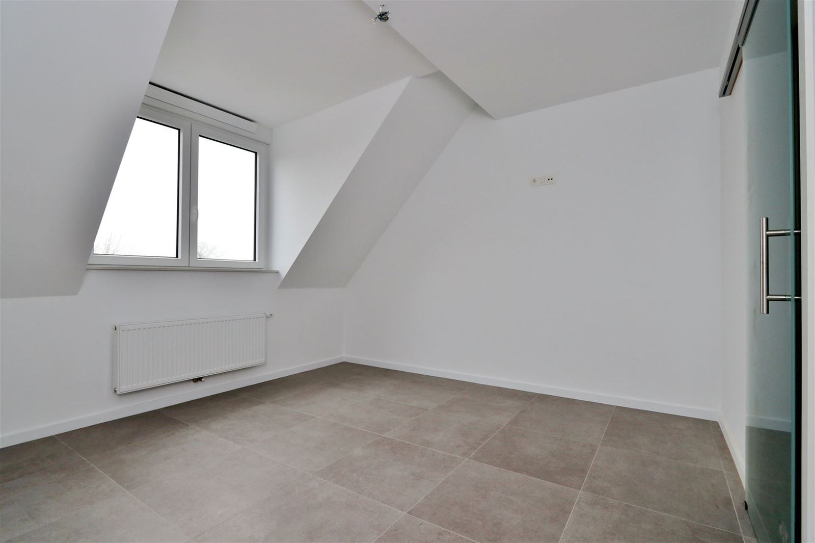 FOTO’S 14 : Duplex te 1650 BEERSEL (België) - Prijs € 1.800