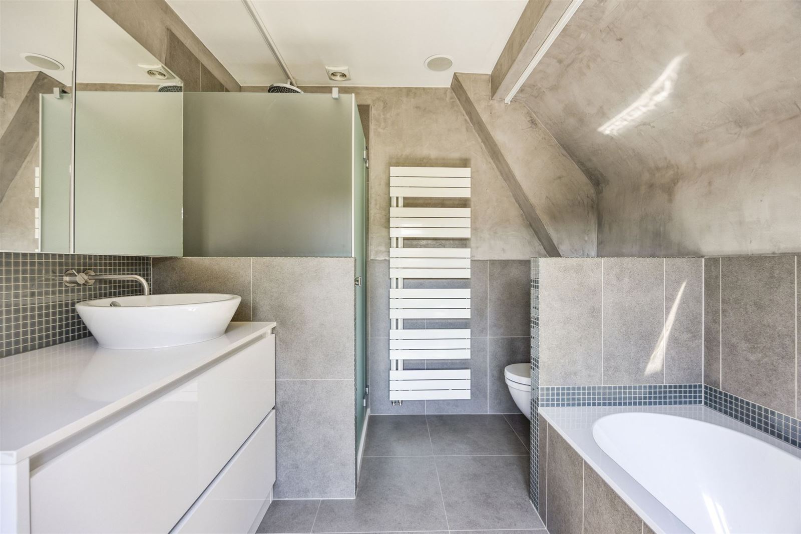 PHOTOS 23 : Maison à 1640 RHODE-SAINT-GENESE (Belgique) - Prix 1.185.000 €