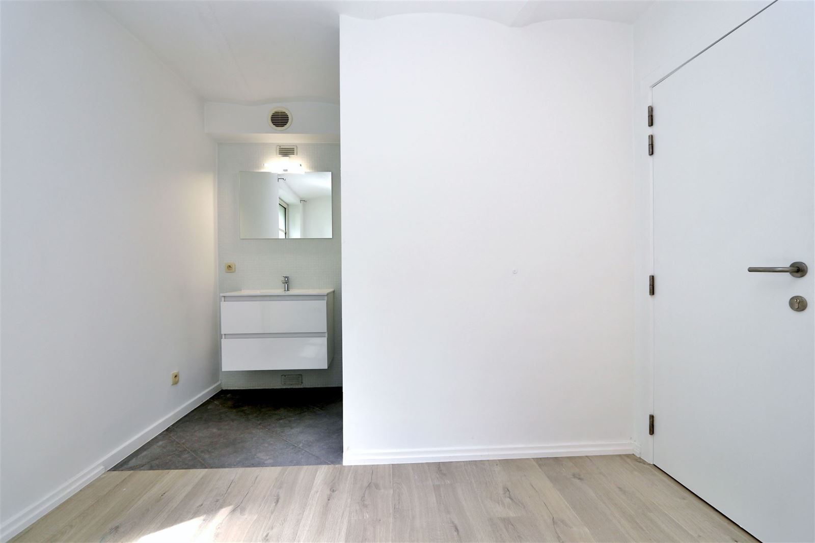 FOTO’S 9 : Appartement te 1650 BEERSEL (België) - Prijs € 1.000