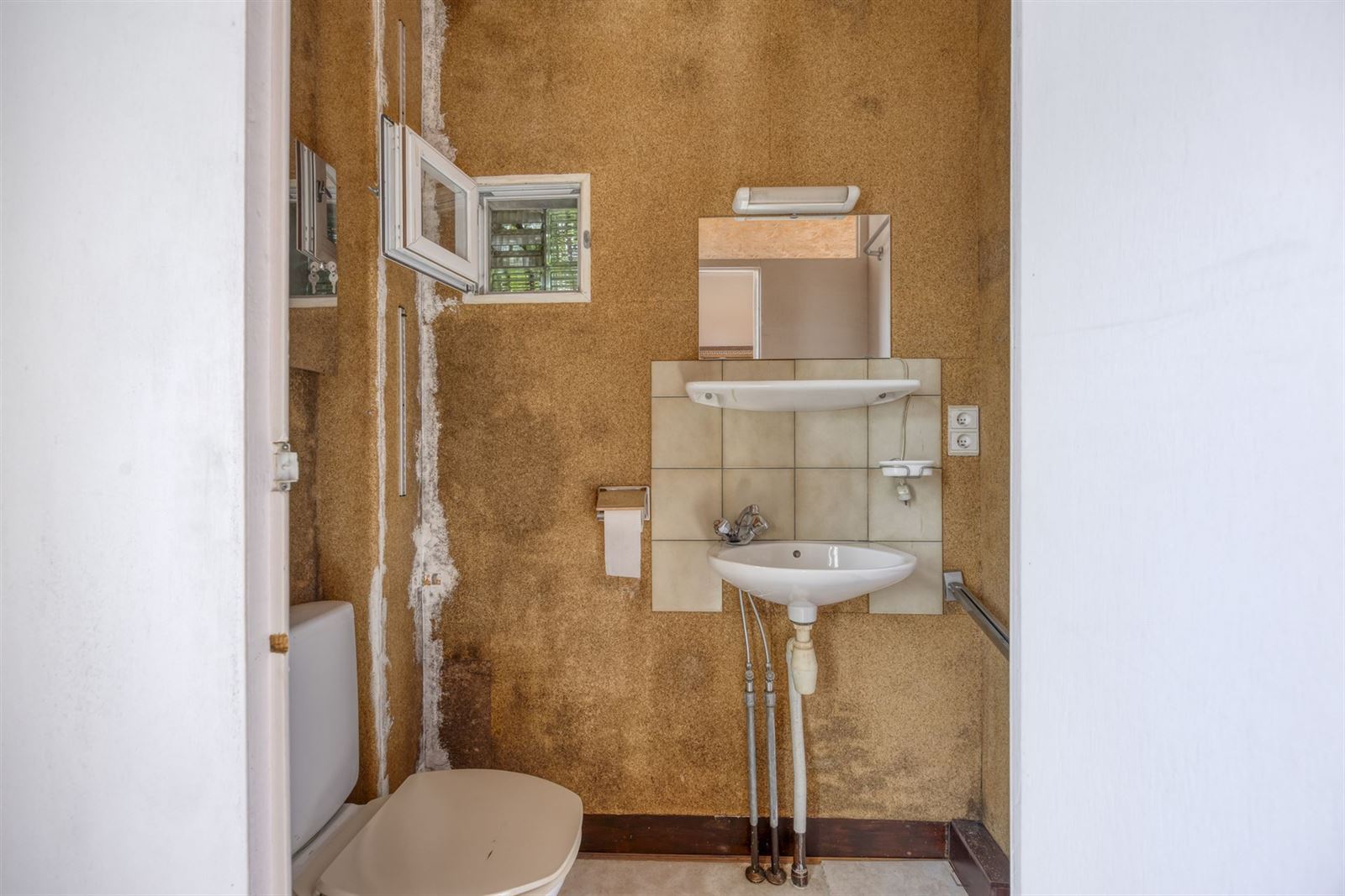 FOTO’S 24 : Woning te 1500 HALLE (België) - Prijs € 365.000
