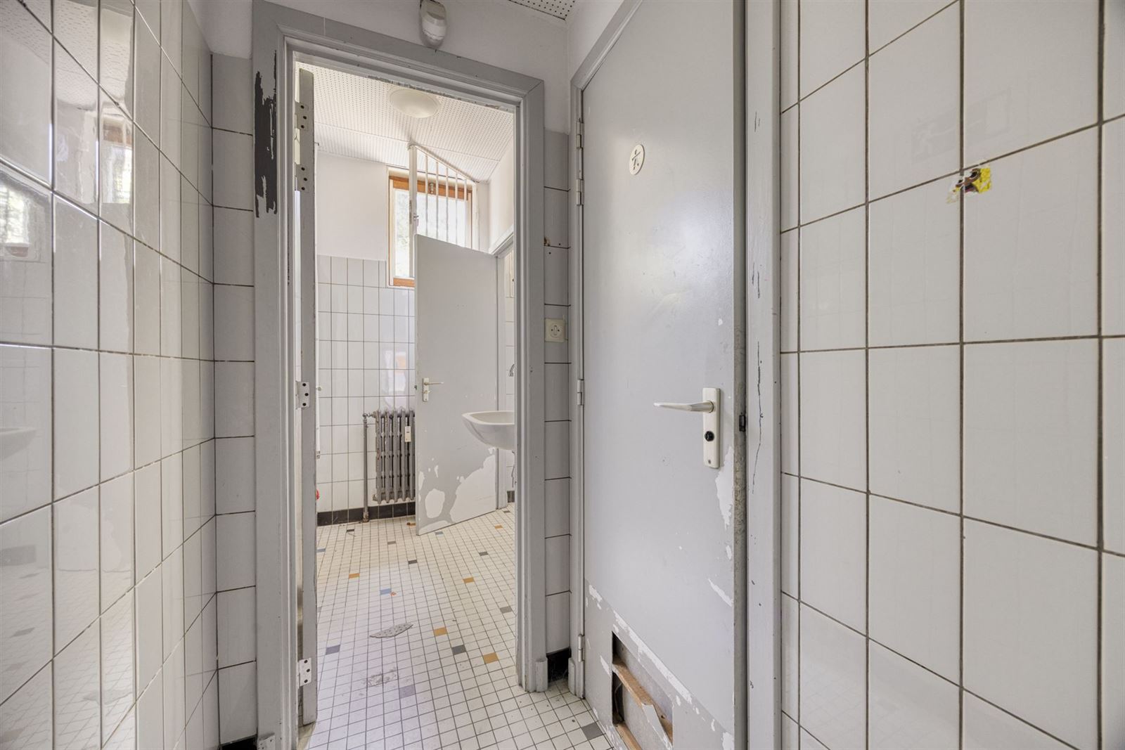 PHOTOS 17 : Immeuble commercial à 1780 WEMMEL (Belgique) - Prix 275.000 €