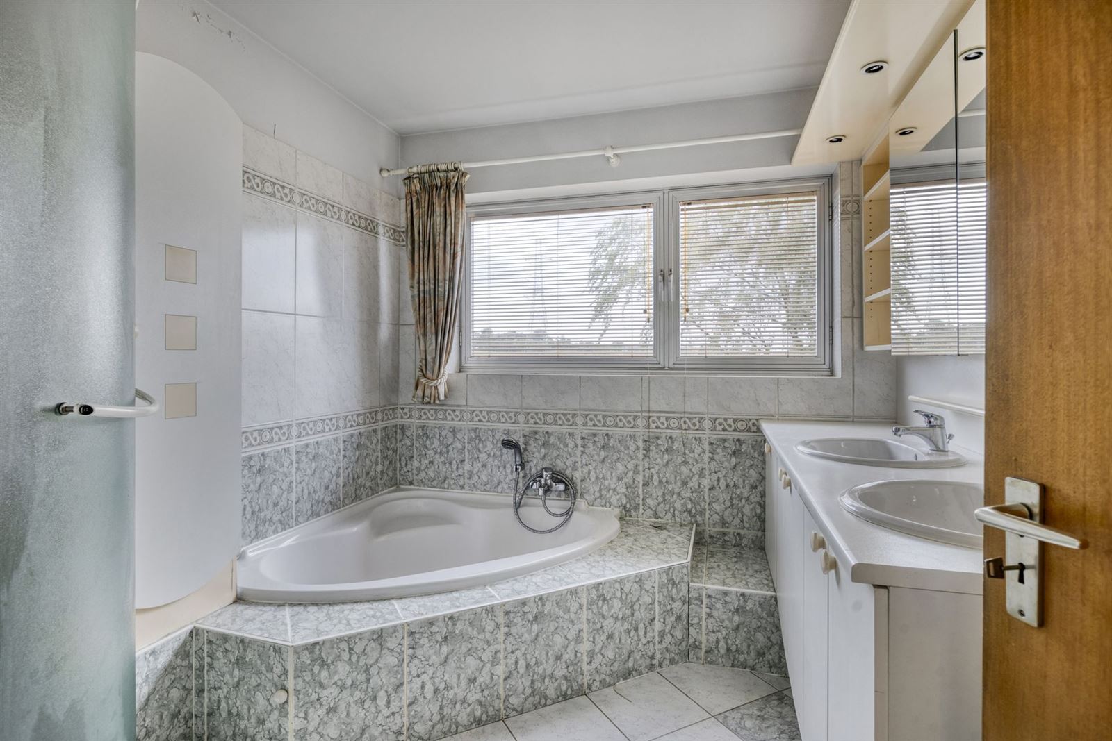 FOTO’S 16 : Woning te 1650 BEERSEL (België) - Prijs € 419.000