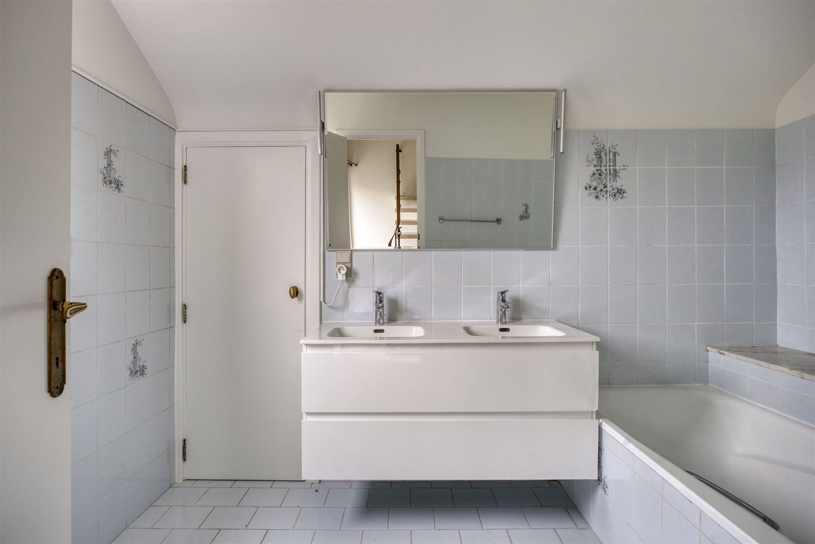 FOTO’S 15 : Woning te 1651 LOT (België) - Prijs € 490.000