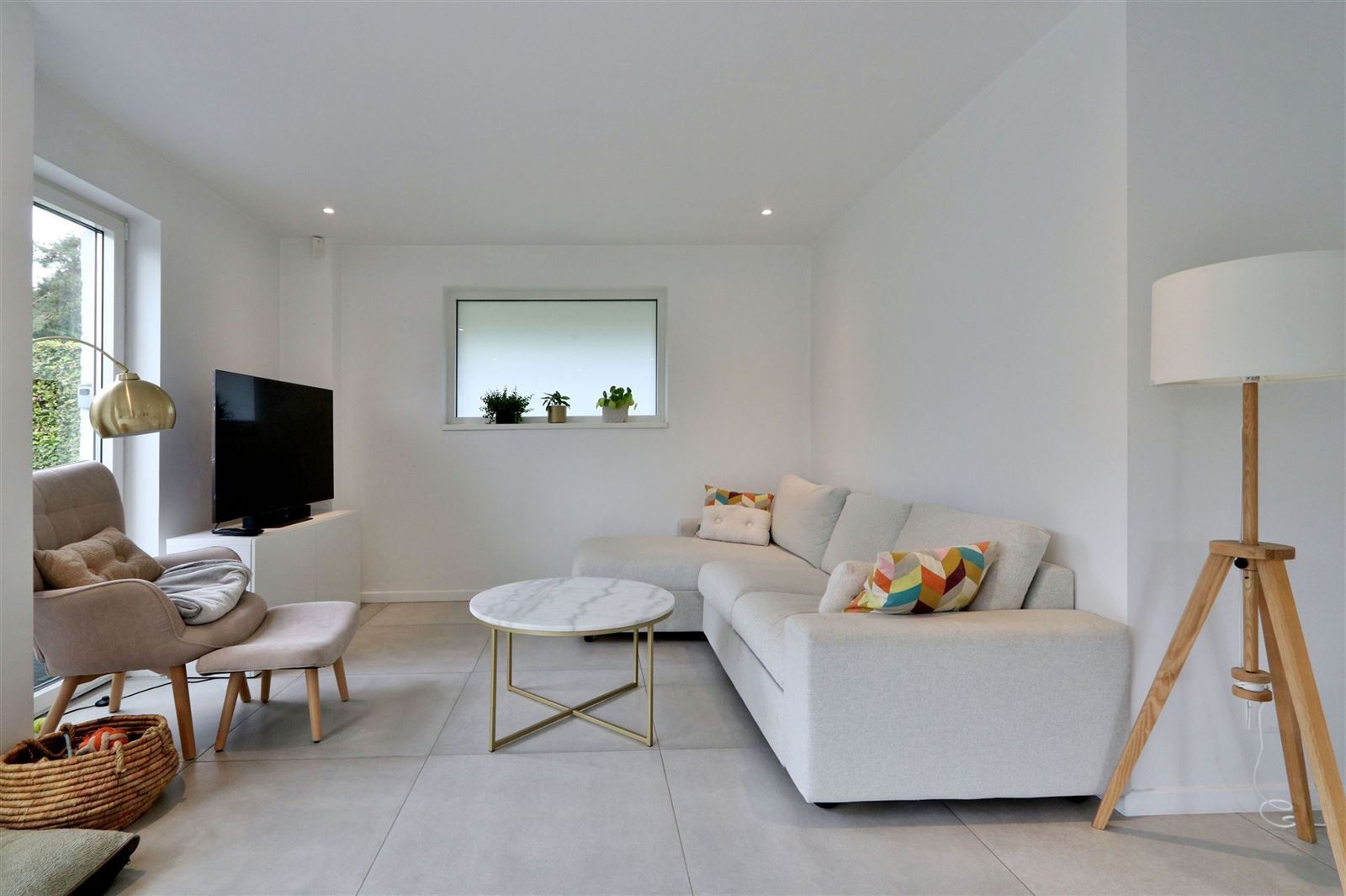FOTO’S 8 : Woning te 1500 HALLE (België) - Prijs € 1.900
