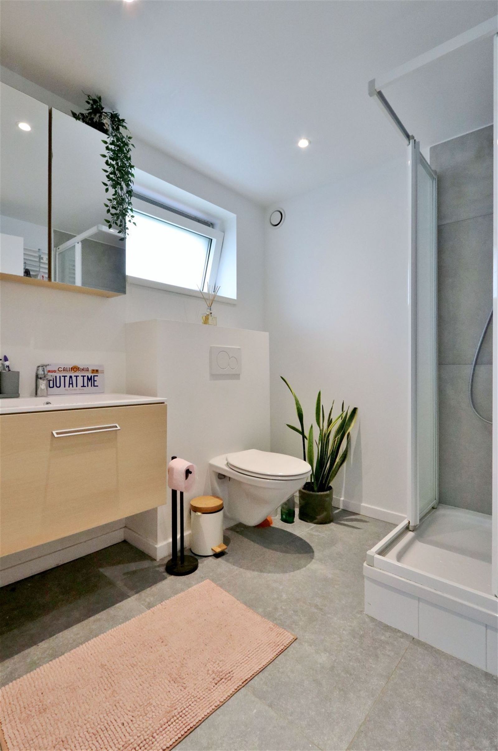 FOTO’S 15 : Woning te 1500 HALLE (België) - Prijs € 1.900