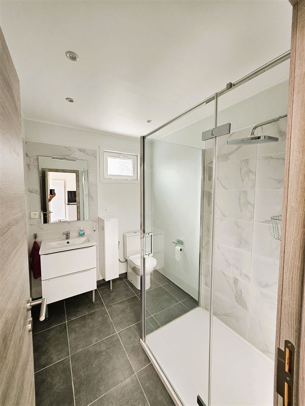 Image 7 : Maison à 7390 QUAREGNON (Belgique) - Prix 850 €
