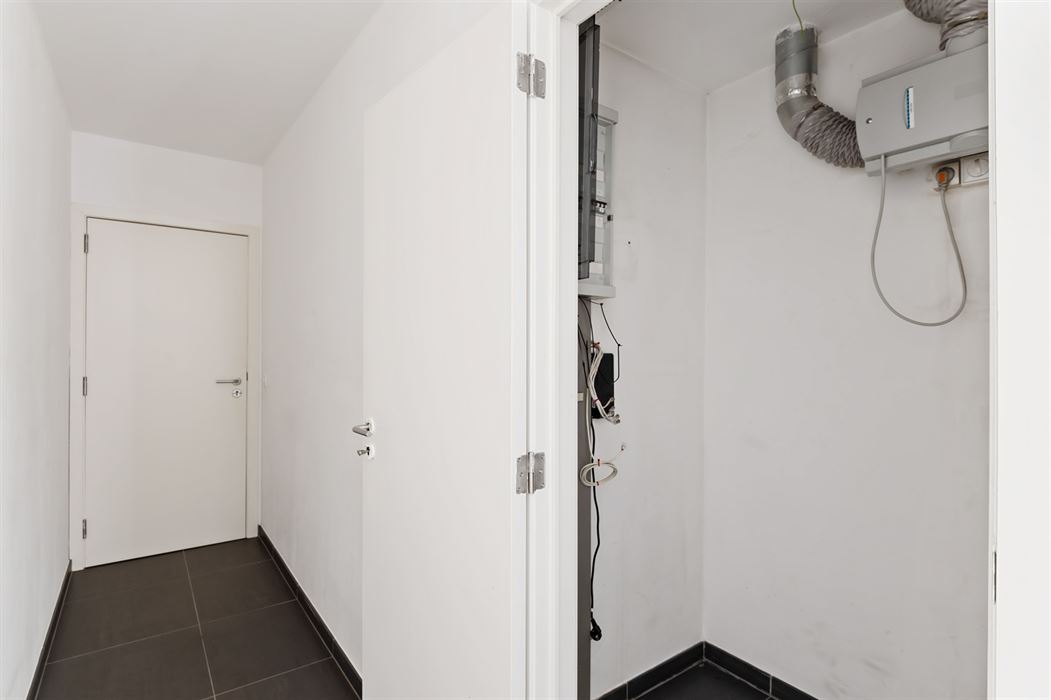 RUIM 3-SLPK-APP MET GROOT TERRAS