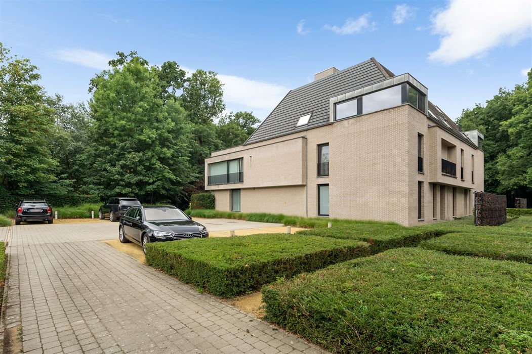 RUIM 3-SLPK-APP MET GROOT TERRAS