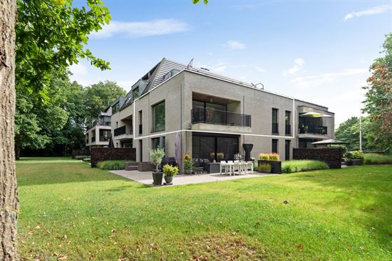 RUIM 3-SLPK-APP MET GROOT TERRAS