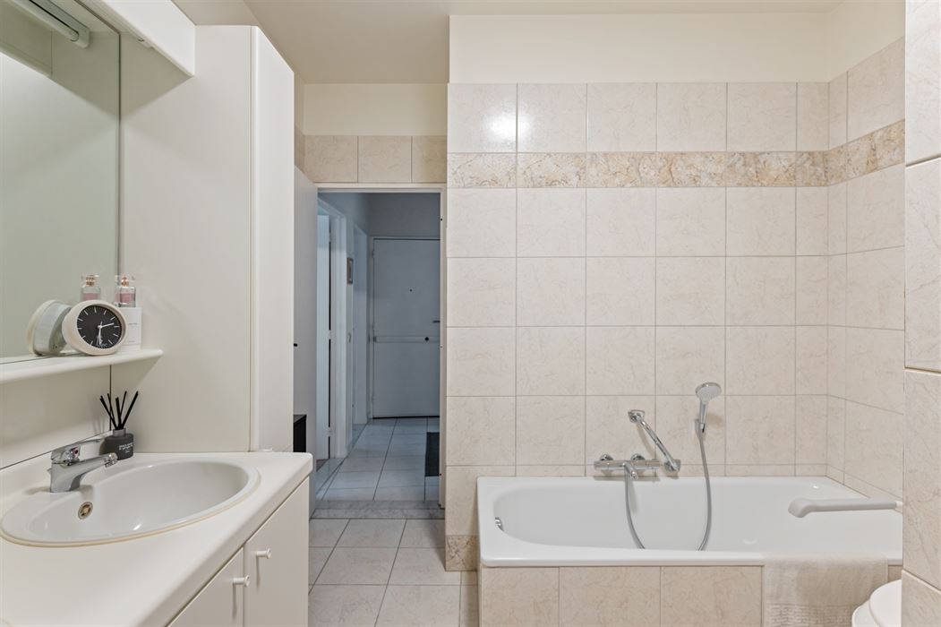 MOOI APPARTEMENT TE HUUR