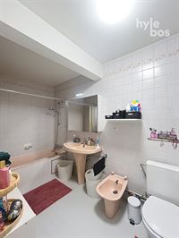 Foto 11 : Appartement te 9100 SINT-NIKLAAS (België) - Prijs 780 €/maand