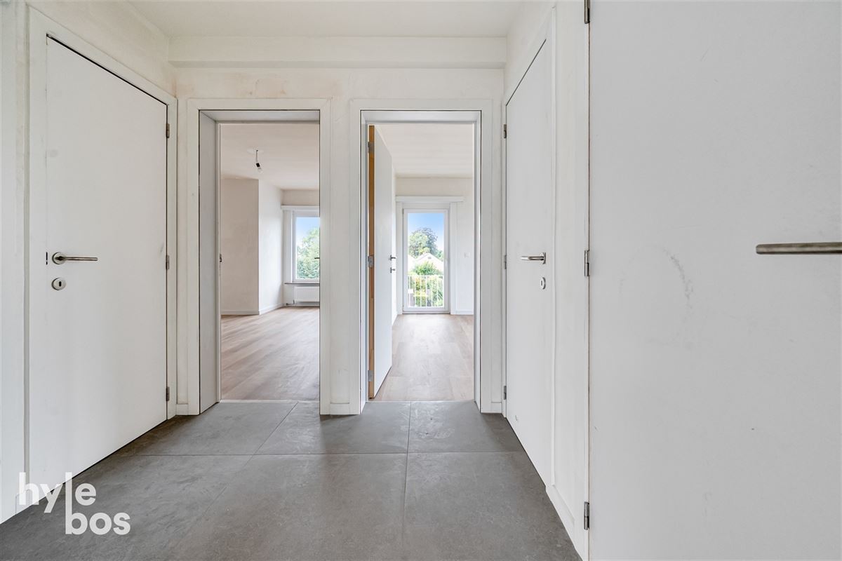 Foto 8 : Appartement te 9100 SINT-NIKLAAS (België) - Prijs € 254.000