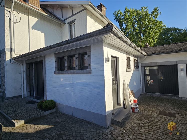 Image 1 : Bureaux à 4300 OLEYE (Belgique) - Prix 450 €