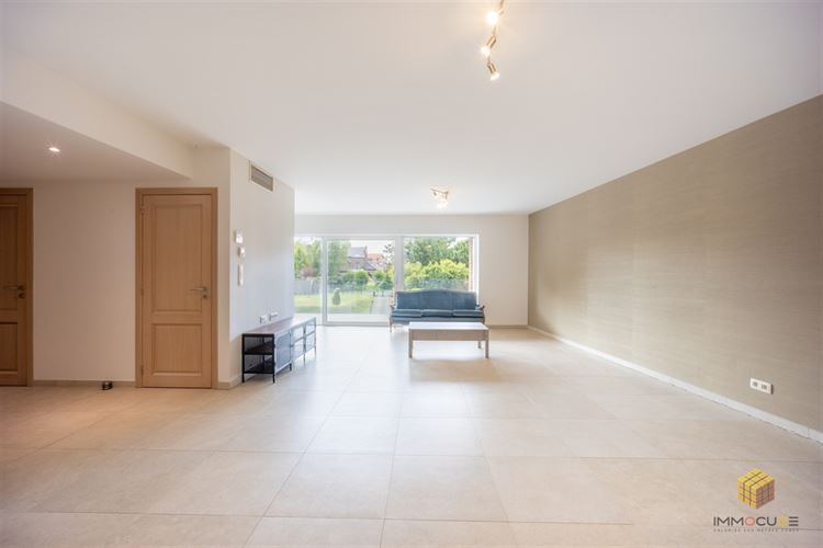 Image 2 : Appartement à 4300 WAREMME (Belgique) - Prix 1.300 €
