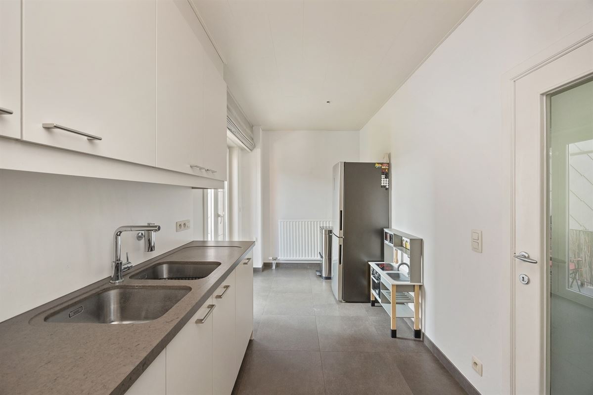 Foto 8 : Bel-etage te 2930 BRASSCHAAT (België) - Prijs € 495.000