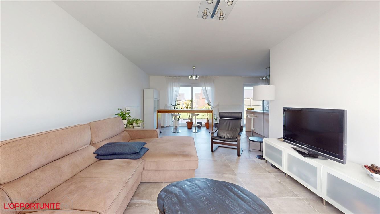Splendide villa récente 2023, 4 chambres, garage et jardin sud-ouest prix HTVA.