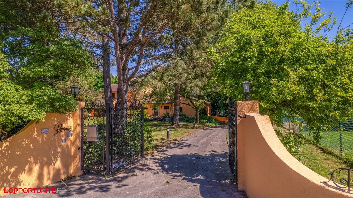 villa